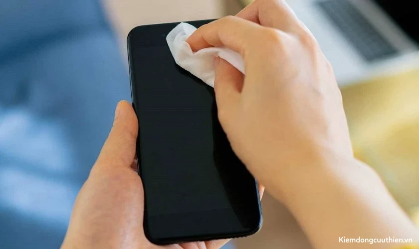 Những lưu ý giúp hạn chế iPhone bị loạn cảm ứng