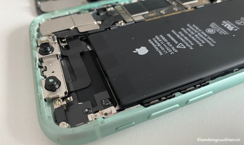 kiểm tra pin iphone