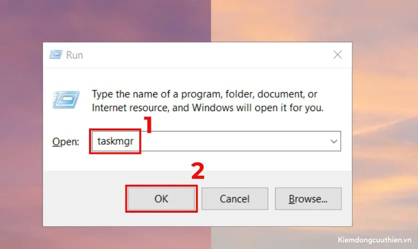 Dùng lệnh Run để mở Task Manager