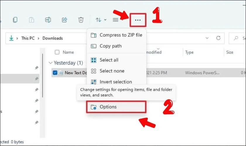 Nhấn vào dấu 3 chấm (menu See more) và chọn mục Options để ẩn ổ đĩa Win 11