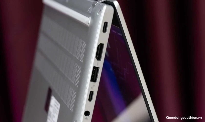 danh-gia-asus-vivobook-s-14-8 Đánh giá Asus Vivobook S 14 về hệ thống tản nhiệt