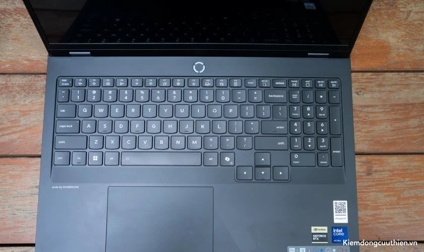 Bàn phím và touchpad