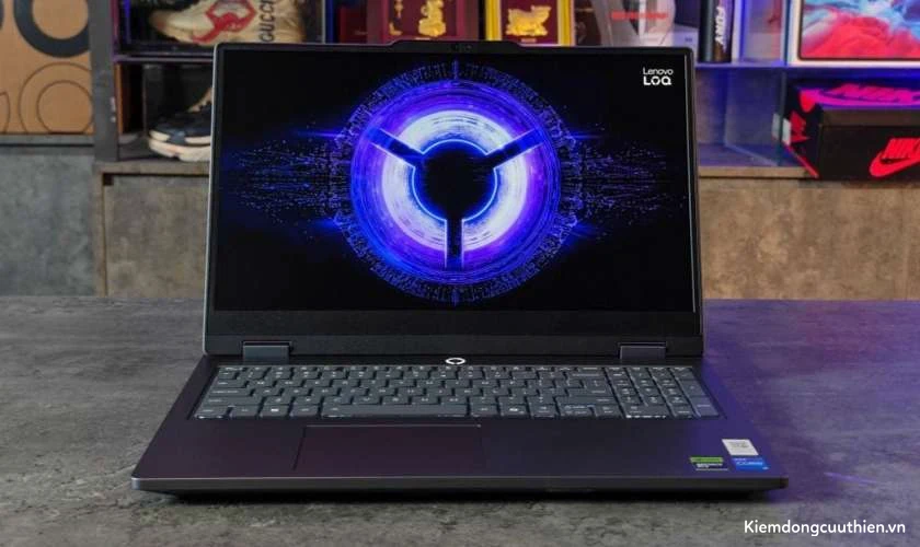 Đánh giá Lenovo LOQ 15IRX11 về chất lượng âm thanh và camera