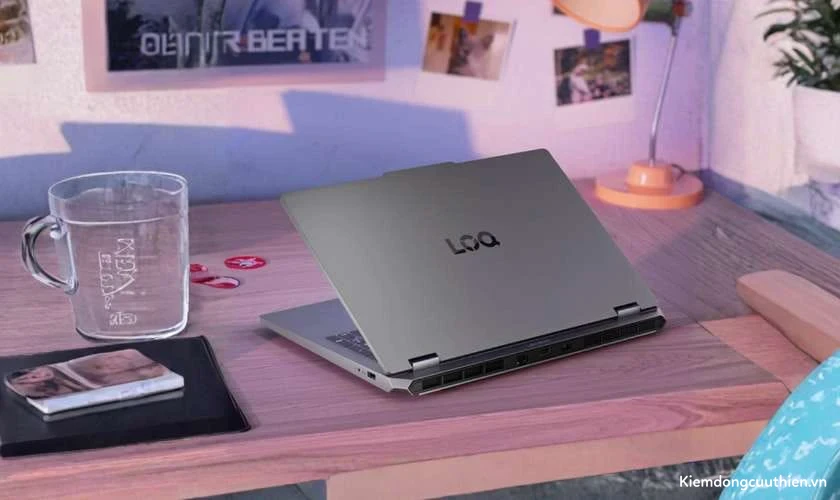 Đánh giá Lenovo LOQ 15IRX11 về dung lượng pin